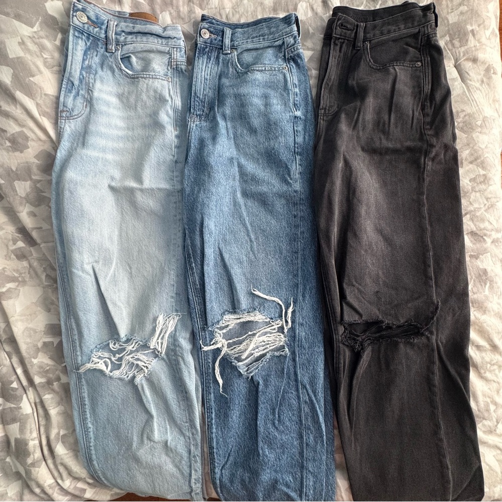 American Eagle Relaxed Mom Jeans Bundle (3)